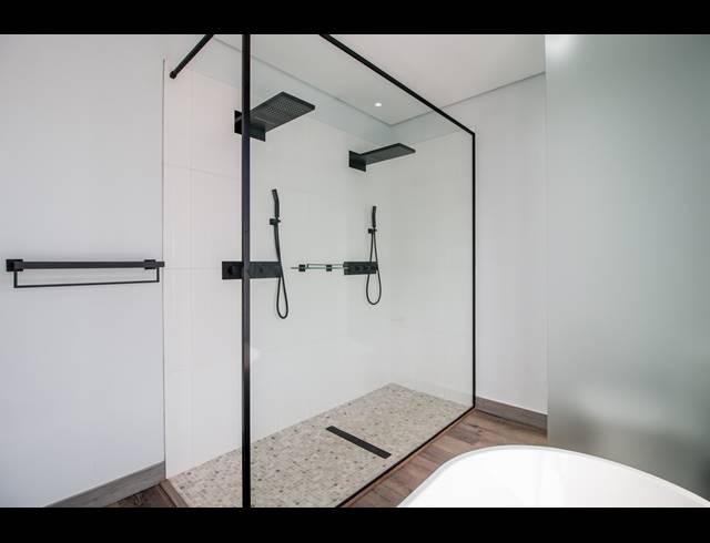 3 BEDROOM FREESTANDING FOR SALE IN LYNNWOOD